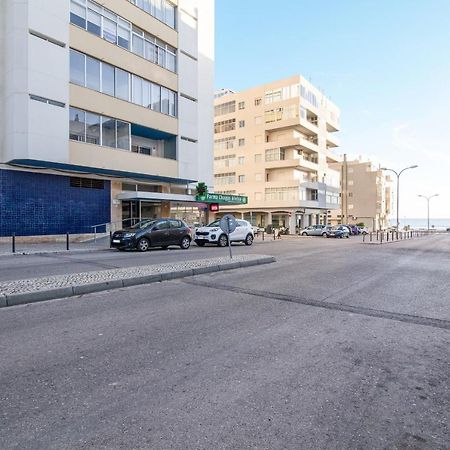 Modern Apartment By The Sea Куартейра Екстериор снимка