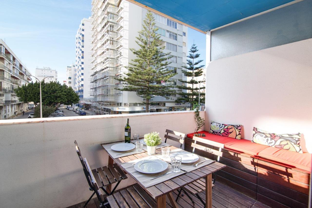 Modern Apartment By The Sea Куартейра Екстериор снимка