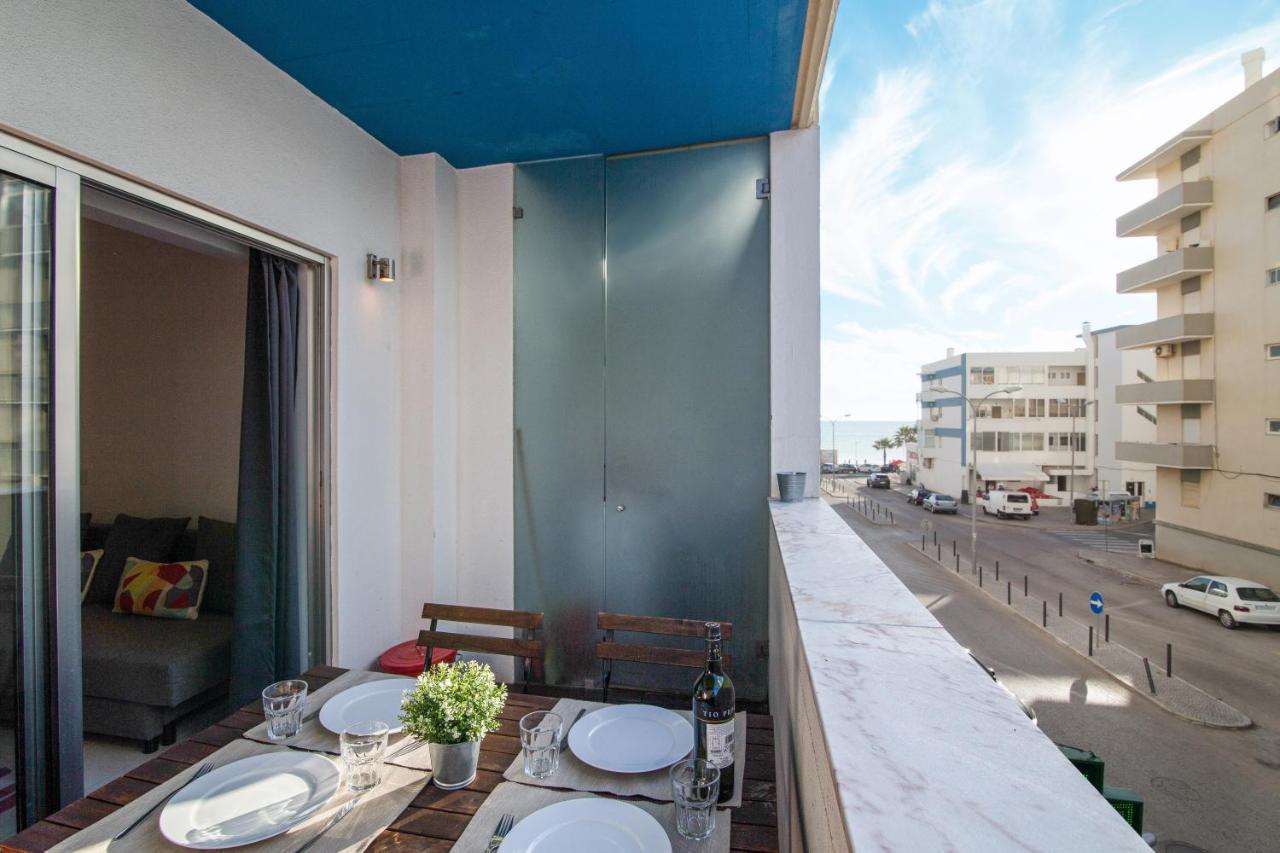 Modern Apartment By The Sea Куартейра Екстериор снимка