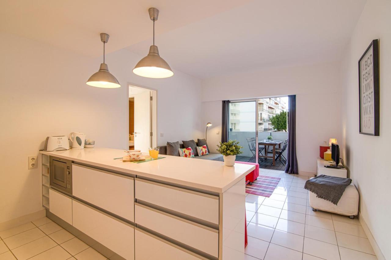 Modern Apartment By The Sea Куартейра Екстериор снимка