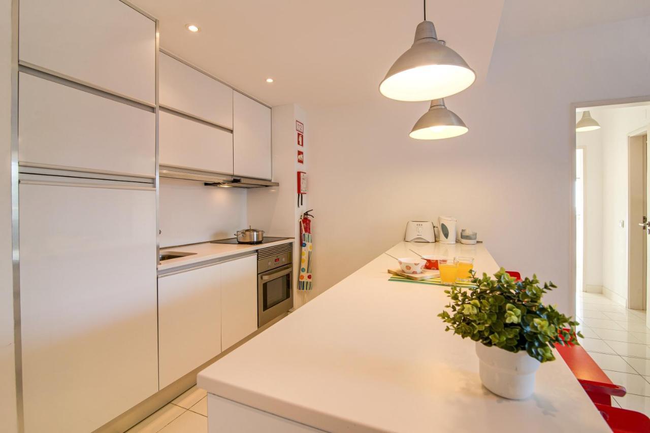 Modern Apartment By The Sea Куартейра Екстериор снимка